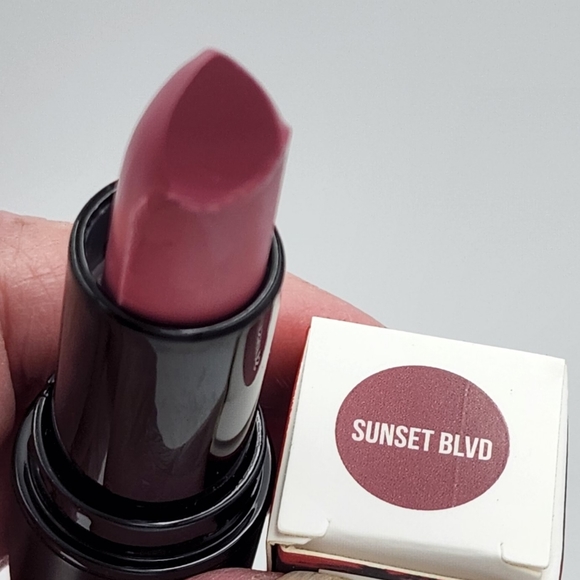 Fully Fire Matte Manipulation Lipstick Trio NIB - Picture 7 of 7